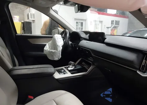 2024 Mazda Cx-90 3.3 Turbo Preferred z USA, uszkodzony, nr VIN JM3KKBHD0R1168466